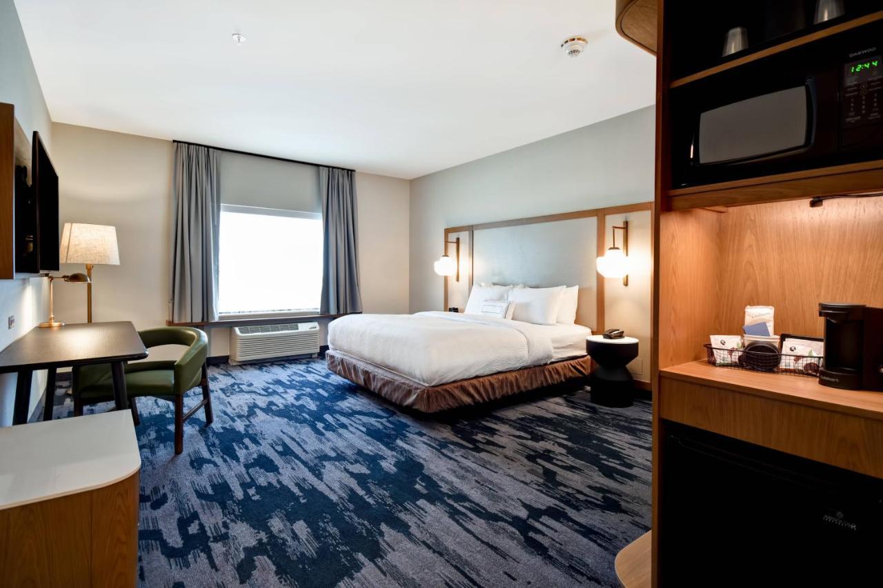 Fairfield Inn & Suites By Marriott Plymouth Buitenkant foto