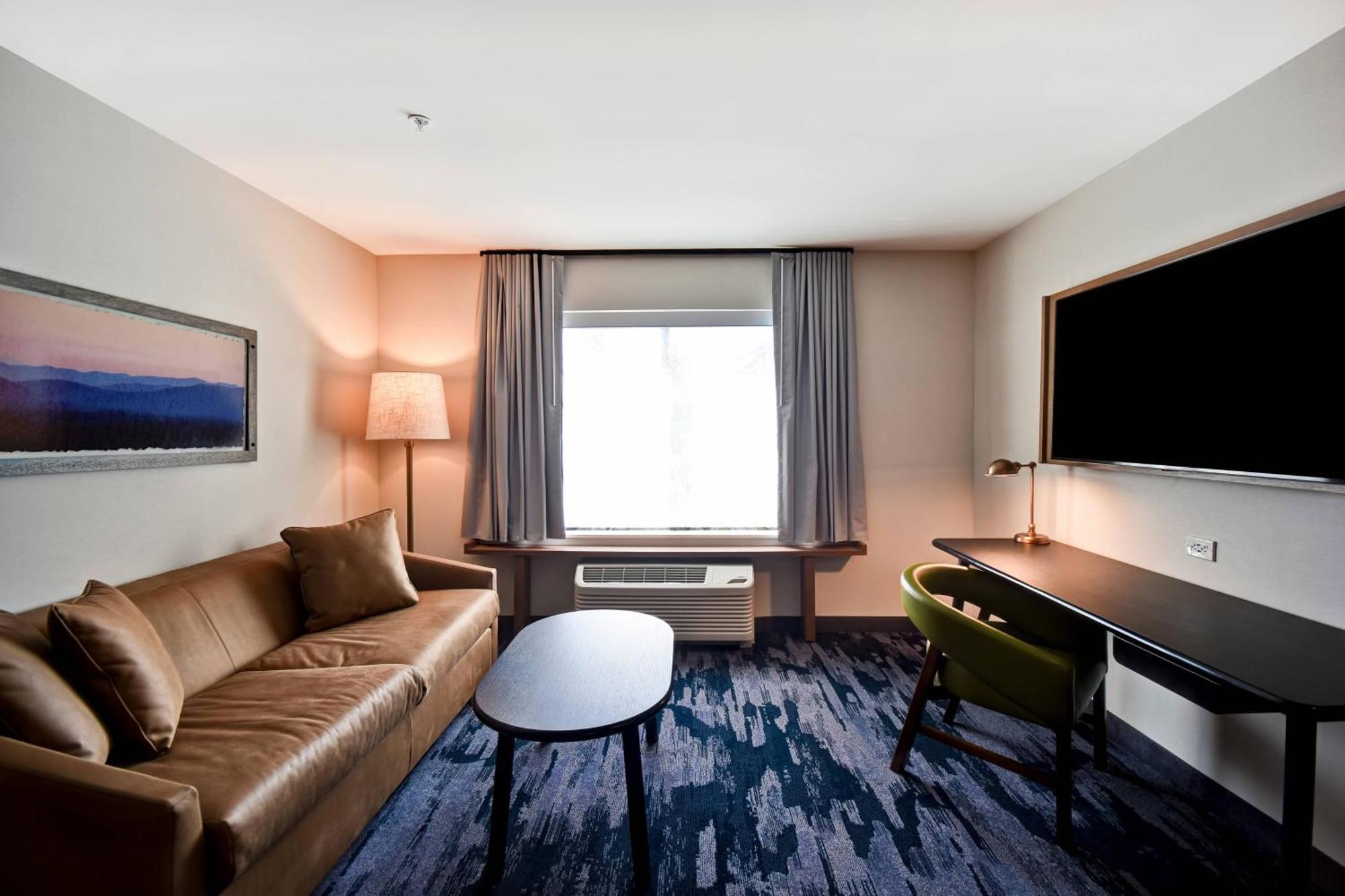 Fairfield Inn & Suites By Marriott Plymouth Buitenkant foto