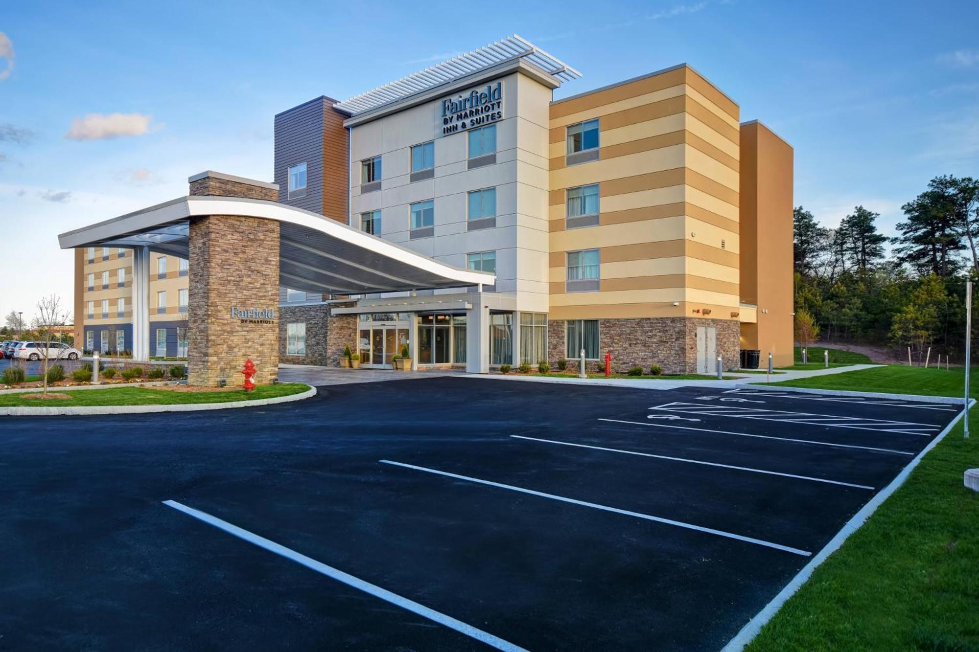 Fairfield Inn & Suites By Marriott Plymouth Buitenkant foto